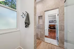 8210 Skyline Blvd, Oakland, CA 94611 - Photo 44