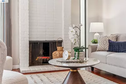 1149 Bismarck Ln, Alameda, CA 94502 - Photo 14