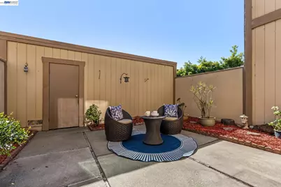 1149 Bismarck Ln, Alameda, CA 94502 - Photo 38