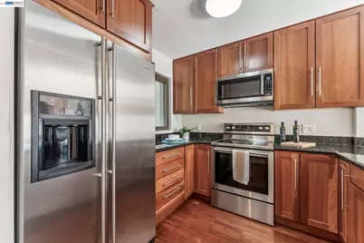 1149 Bismarck Ln, Alameda, CA 94502 - Photo 1