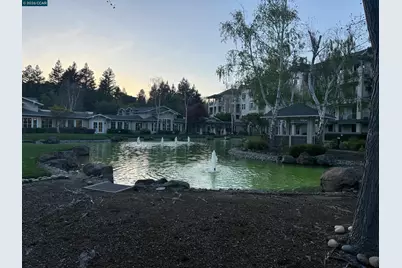 1860 Tice Creek Dr #1442, Walnut Creek, CA 94595 - Photo 12