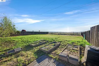 2376 Broadmoor St, Livermore, CA 94551 - Photo 52