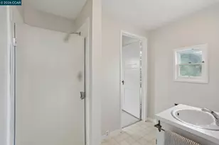 5430 Proctor Ave, Oakland, CA 94618 - Photo 30