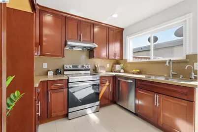 4636 Granada Way, Union City, CA 94587 - Photo 6