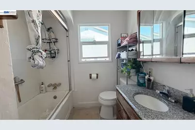 1619 Bayo Vista Ave, San Pablo, CA 94806 - Photo 6