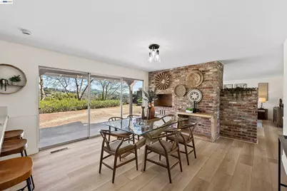 121 Ardith Dr, Orinda, CA 94563 - Photo 12