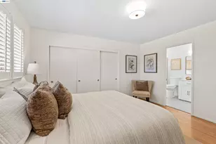 121 Ardith Dr, Orinda, CA 94563 - Photo 28