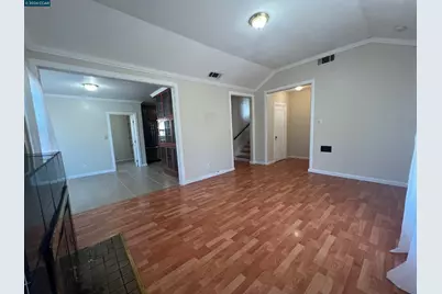 1954 48th Ave, Oakland, CA 94601 - Photo 4