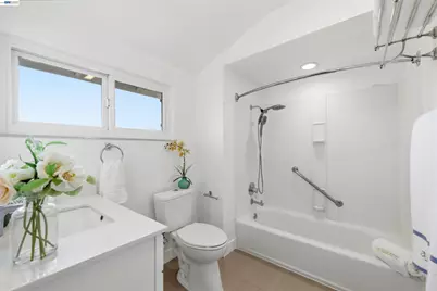 11593 Ladera Ct, Dublin, CA 94568 - Photo 34