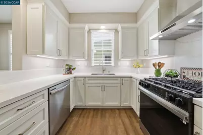 1084 Avocet Dr, Hercules, CA 94547 - Photo 18