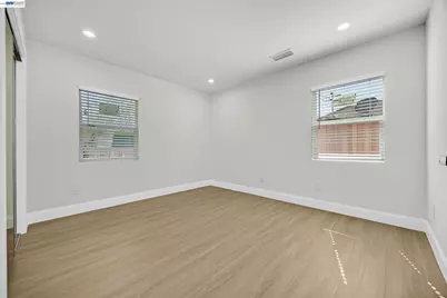 1577 Waltham Rd, Concord, CA 94520 - Photo 26
