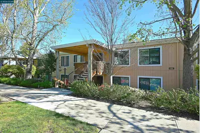1160 Singingwood Ct #5, Walnut Creek, CA 94595 - Photo 2