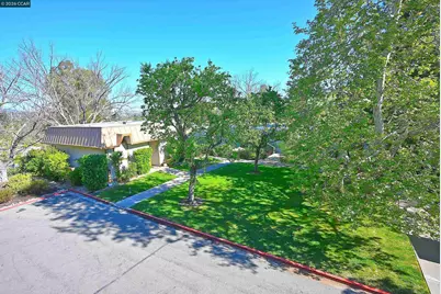 1160 Singingwood Ct #5, Walnut Creek, CA 94595 - Photo 28