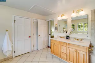 4 Wallabi Ct, Lafayette, CA 94549 - Photo 34