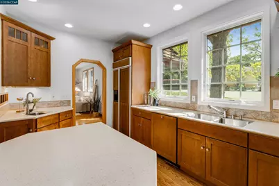 4 Wallabi Ct, Lafayette, CA 94549 - Photo 22