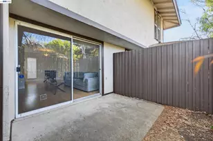 5497 Roundtree Dr, Concord, CA 94521 - Photo 2