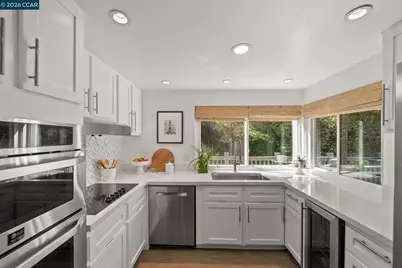 129 Galen Dr, Walnut Creek, CA 94597 - Photo 14