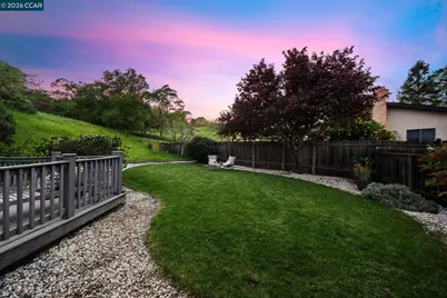 129 Galen Dr, Walnut Creek, CA 94597 - Photo 44