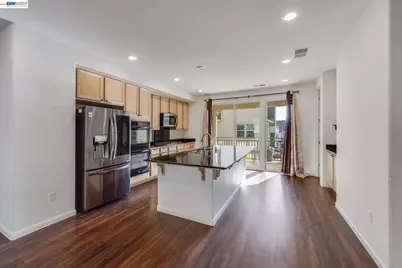 6914 Geyserville St, Dublin, CA 94568 - Photo 8