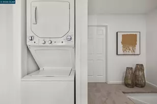 1052 Bancroft Rd, Concord, CA 94518 - Photo 30