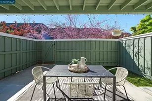 1052 Bancroft Rd, Concord, CA 94518 - Photo 16