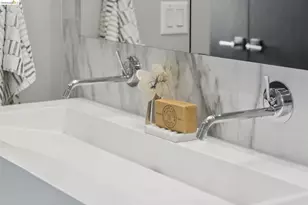 7919 Phaeton Dr, Oakland, CA 94605 - Photo 50