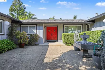 5849 Mitchell Canyon Ct, Clayton, CA 94517 - Photo 2