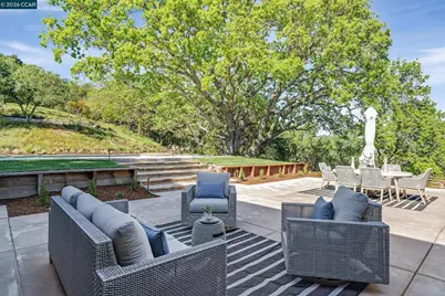 1059 Lizann Dr, Lafayette, CA 94549 - Photo 36