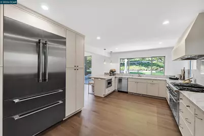 1059 Lizann Dr, Lafayette, CA 94549 - Photo 8