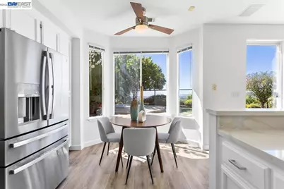 7900 Pineville Cir, Castro Valley, CA 94552 - Photo 16