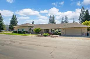 3188 Bonanza Dr, Cameron Park, CA 95682 - Photo 4