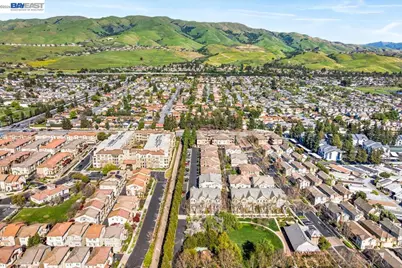 49030 Meadowfaire Cmn, Fremont, CA 94539 - Photo 38