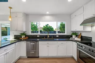 207 Normandy Ln, Walnut Creek, CA 94598 - Photo 14