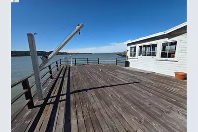 40 Sandy Beach Rd, Vallejo, CA 94590 - Photo 1