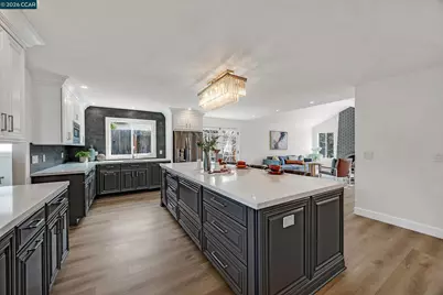 5174 Jomar Dr, Concord, CA 94521 - Photo 12