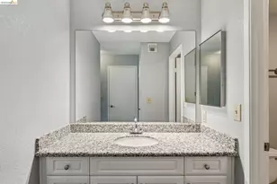 600 Canyon Oaks Dr, Oakland, CA 94605 - Photo 54