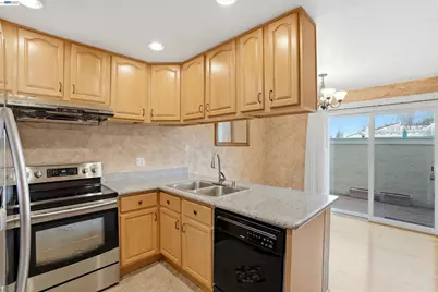 685 Palomino Dr #D, Pleasanton, CA 94566 - Photo 16