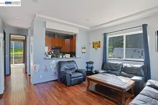 179 Los Ranchitos Rd, San Rafael, CA 94903 - Photo 18