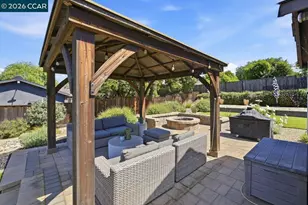 4303 Lynn Dr, Concord, CA 94518 - Photo 56