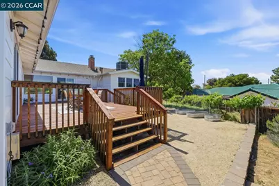 4303 Lynn Dr, Concord, CA 94518 - Photo 48