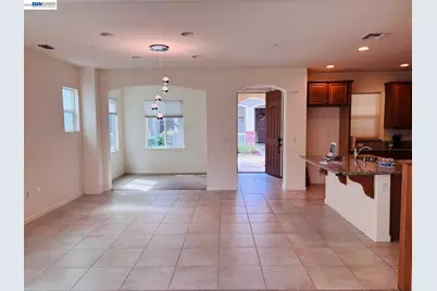703 Claret Ln, Mountain House, CA 95391 - Photo 40