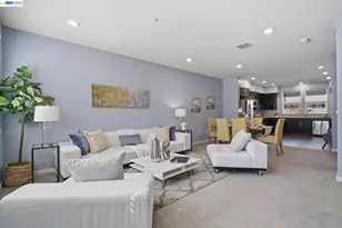 102 Fanuncio Ln, Hayward, CA 94544 - Photo 1