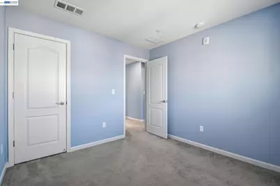 102 Fanuncio Ln, Hayward, CA 94544 - Photo 30