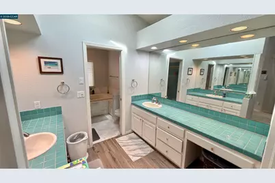 5593 Edgeview Dr, Discovery Bay, CA 94505 - Photo 20