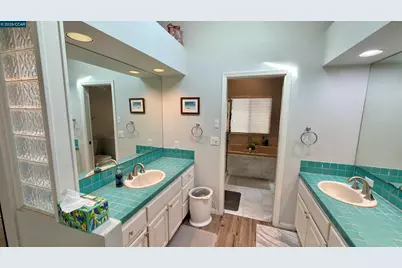 5593 Edgeview Dr, Discovery Bay, CA 94505 - Photo 16