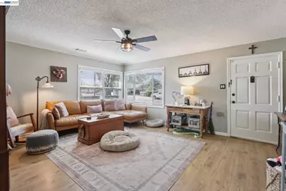 1411 C St, Antioch, CA 94509 - Photo 6