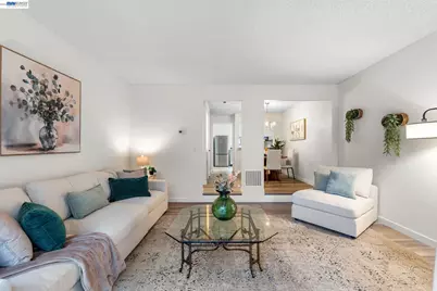 17999 Firestone Rd, Hayward, CA 94541 - Photo 6