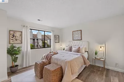 17999 Firestone Rd, Hayward, CA 94541 - Photo 28