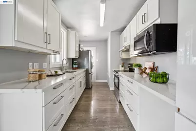 25910 Westview Way, Hayward, CA 94542 - Photo 24