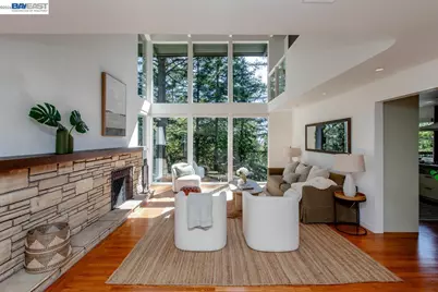 6540 Saroni Dr, Oakland, CA 94611 - Photo 8